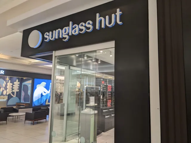 Sunglass Hut