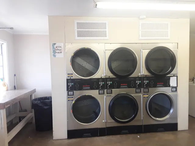 Coin Laundry