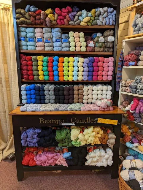 The Yarn Table