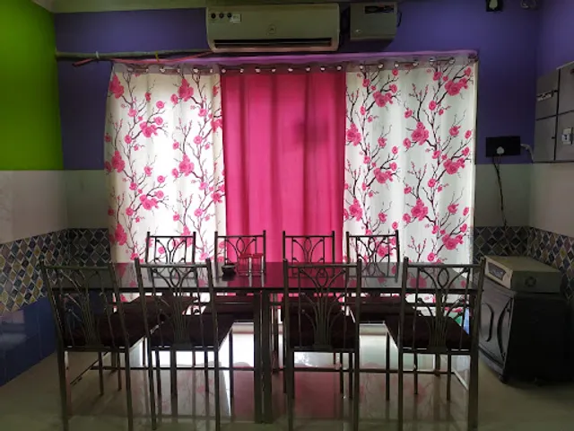 Maa Handisaala Hotel & Restaurant