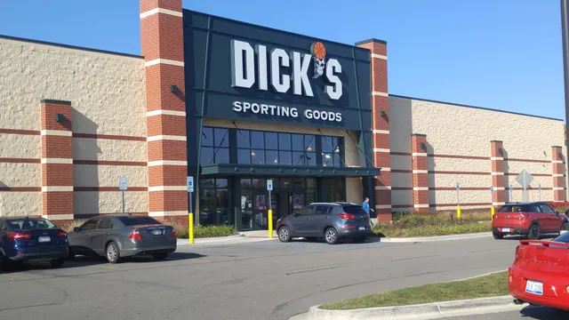 DICK'S Sporting Goods