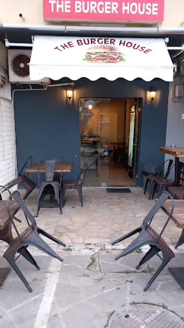 THE BURGER HOUSE