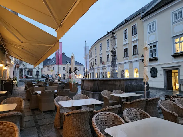 Madar Café Restaurant zum Fürsten