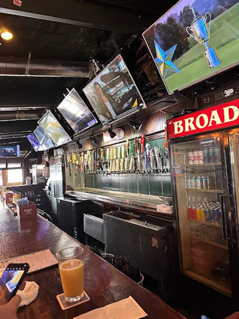 Broadway BrewPub & Grub