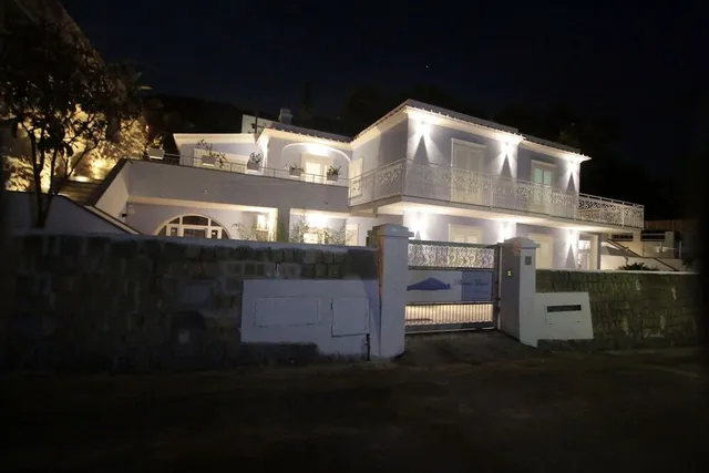 Pharus Miseni suites and rooms