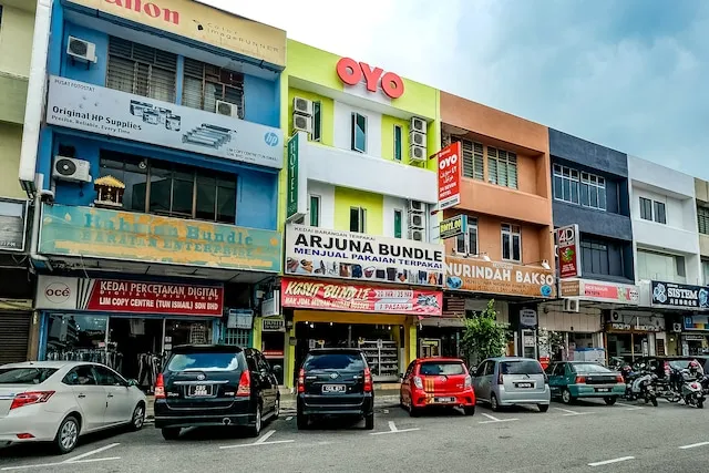 OYO 89442 24 Seven Hotel