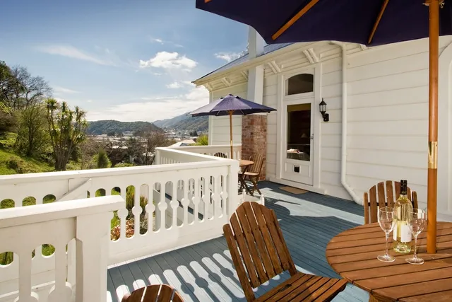 Sennen House Boutique Bed and Breakfast