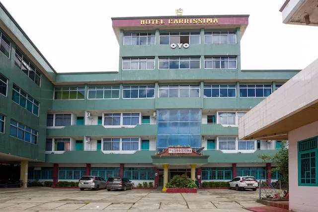 Super OYO 1389 Hotel Carissima