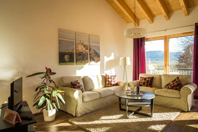 Hofladen und Ferienwohnung Lindenhof Fam. Steimle