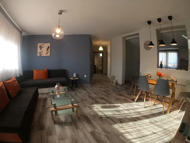 Private Modern Apartment in Nea Roda