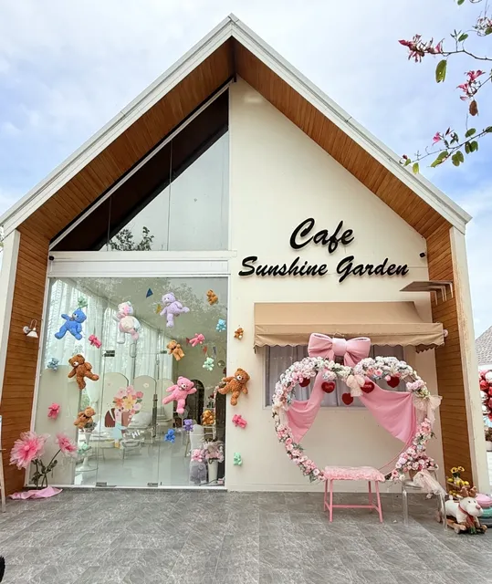Cafe Sunshine Garden​ & Shabu Mala บุฟเฟ่ต์​ชาบูสายพาน