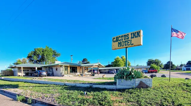Cactus Inn & RV Parking