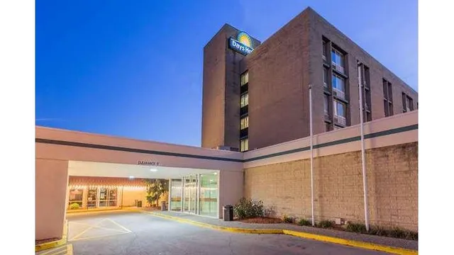 Days Hotel by Wyndham Danville Conference Center