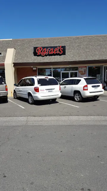 Rafael's | Family Restaurant