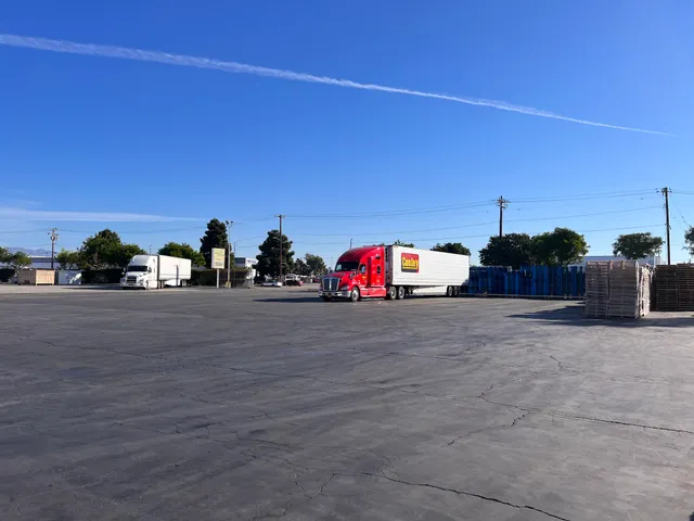 Western Precooling / Naturipe Berry Growers