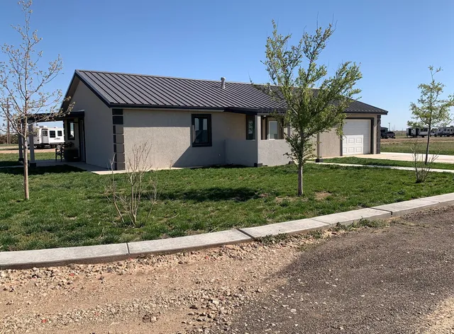 Crossroads RV Park & Horse Motel- Amarillo Texas