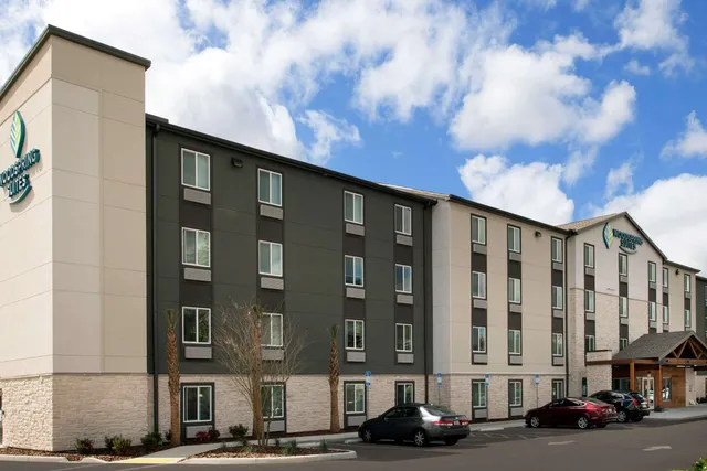 Extended Stay America Select Suites - Tampa - North - USF - Attractions