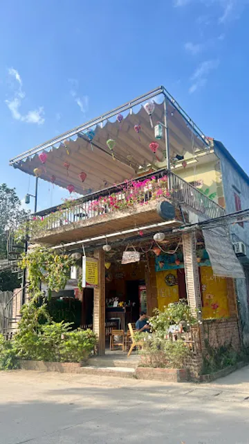 Minh Thuy Bar- Restaurant