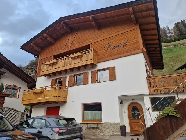 Apartments Praverd