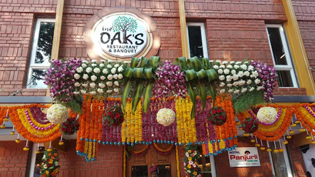 The Oak's Restaurant and Banquet Hall