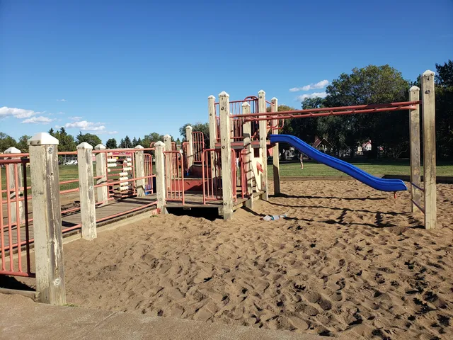 Parkallen playground and splash yard
