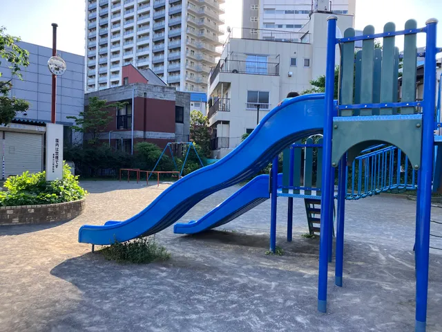 Higashiikebukuro 4-Chome Children's Playground