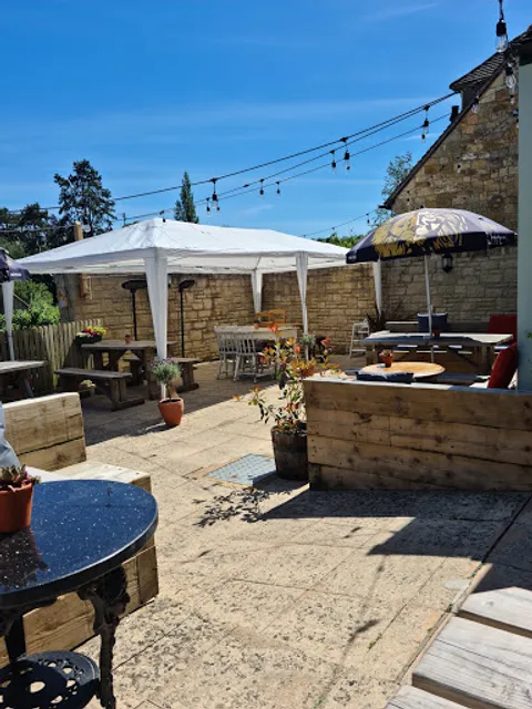 The Great Western Arms