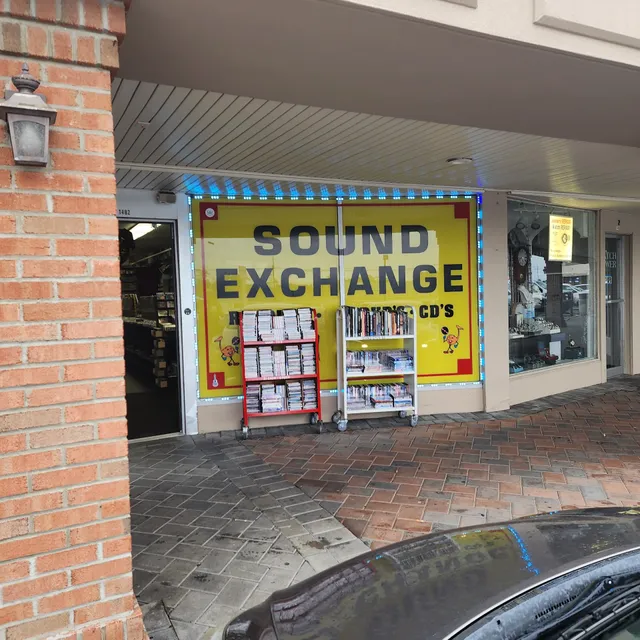 Packnack Wayne Shopping Center