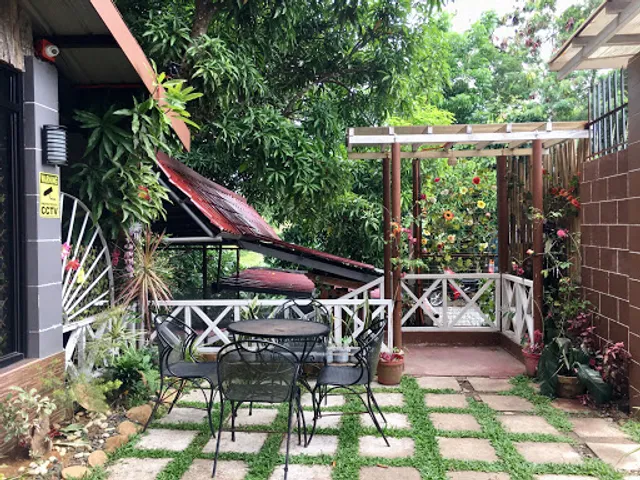 BNK Cafe & Resto - Budbod ni Nanay Kaling