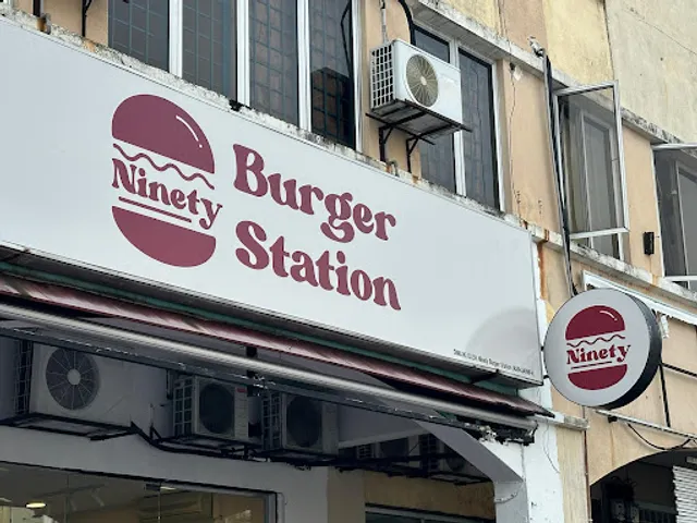 90 Burger Station