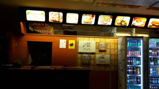 Nave Pizza (Pizza und Indische Lebensmittel)