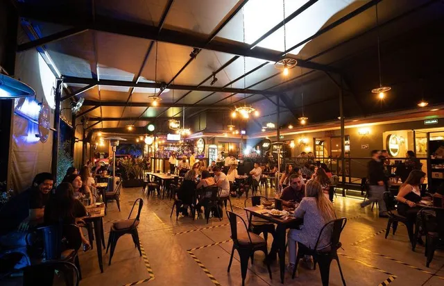 La Fábrica Restobar