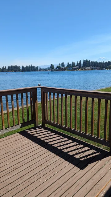 PSE lake tapps resort