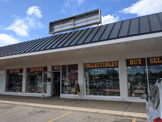 44th Ave Antiques