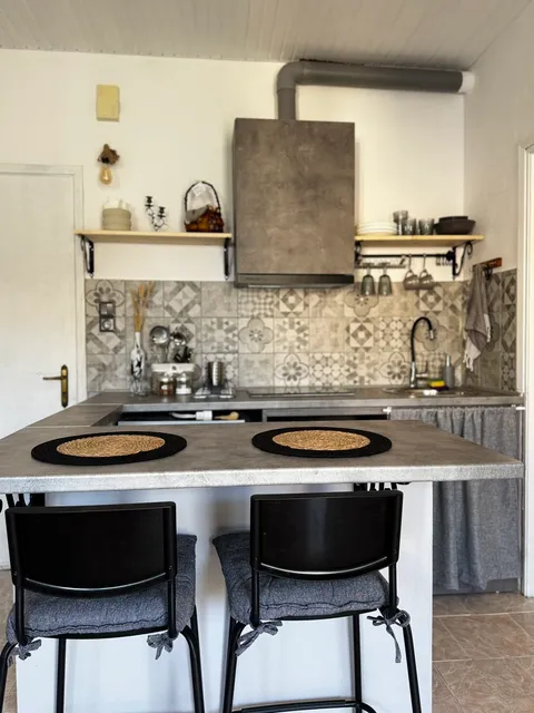 Giorgos concept suites Edipsos