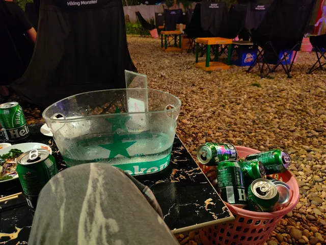 Kong Bar & Restaurant