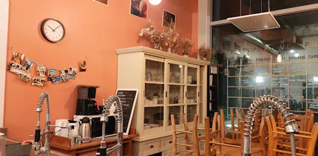 Les Petites Cantines Paris