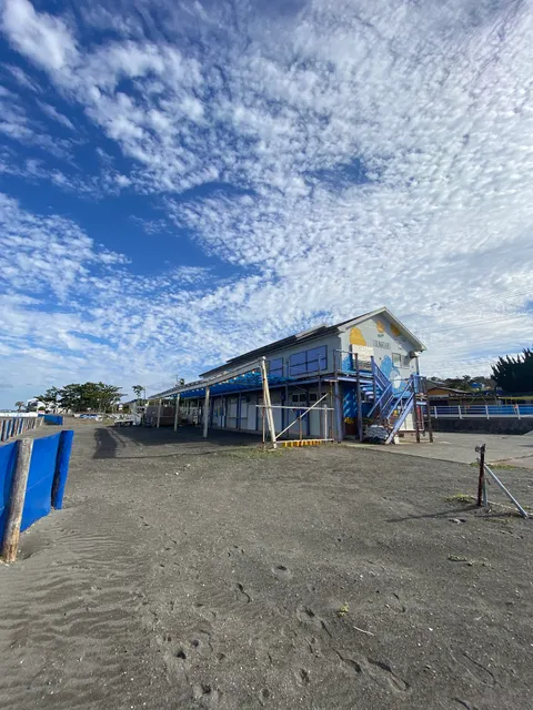 砂浜キャンプマリンステーション波左間