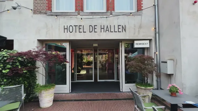 Hotel De Hallen