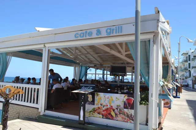 Thalassa Cafe & Grill