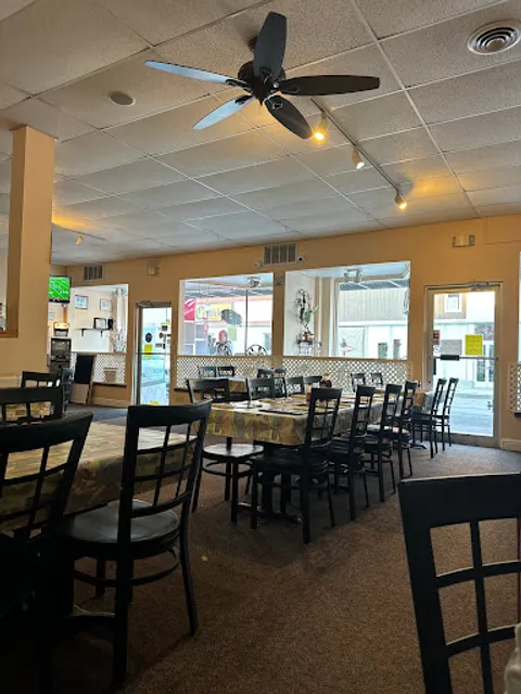 Anthony Jr's Restaurant & Pizzeria