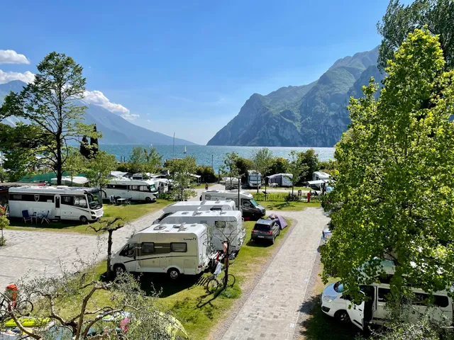 Al Lago Camping and Rooms