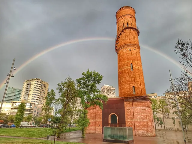 Torre de les Aigües del Besòs
