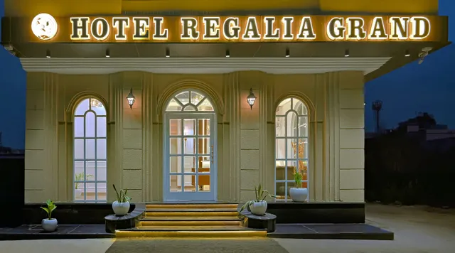 Regalia Grand by Delight STAY