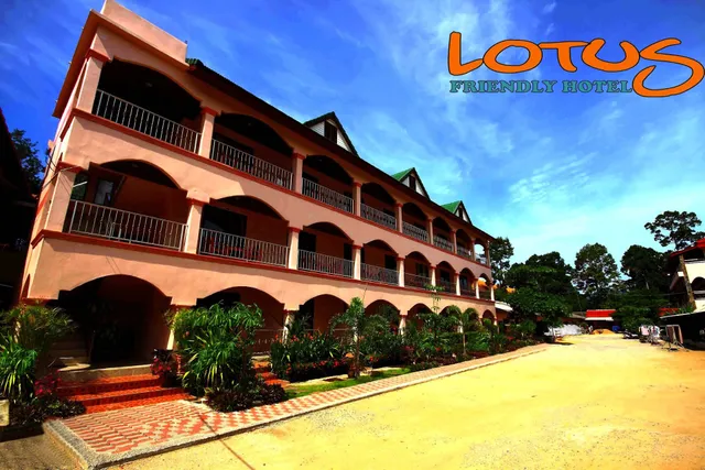 Lotus Friendly Hotel