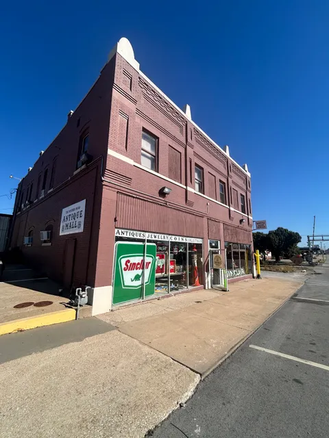 The Mother Road Antique Mall