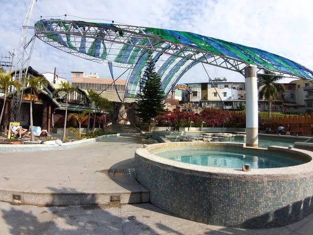 麒麟峰溫泉會館停車場