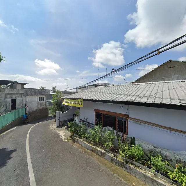 Villa Putih Pesanggrahan