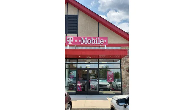 T-Mobile Authorized Retailer