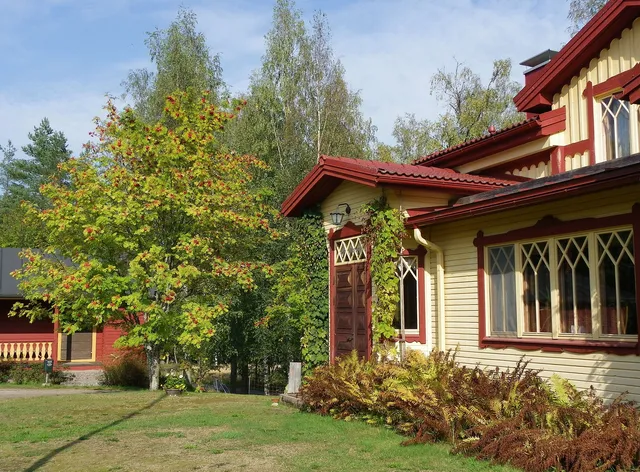 Ylä-Tuuhosen maatila / Ylä-Tuuhonen Farm